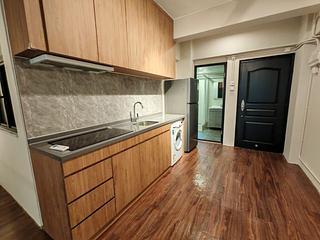 Sai Ying Pun - 230-232, Des Voeux Road West 04