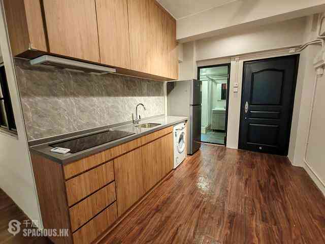 Sai Ying Pun - 230-232, Des Voeux Road West 04