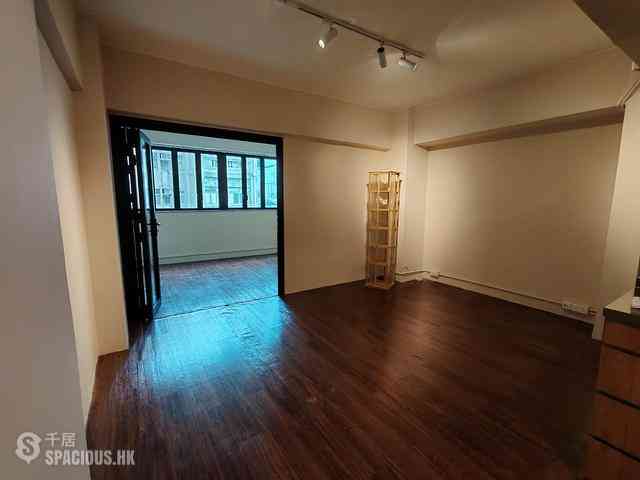 Sai Ying Pun - 230-232, Des Voeux Road West 06