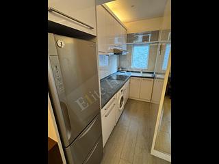 Mid Levels Central - Jadestone Court 03