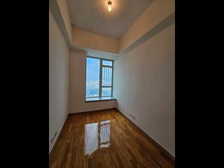 Tai Kok Tsui - Shining Heights 12
