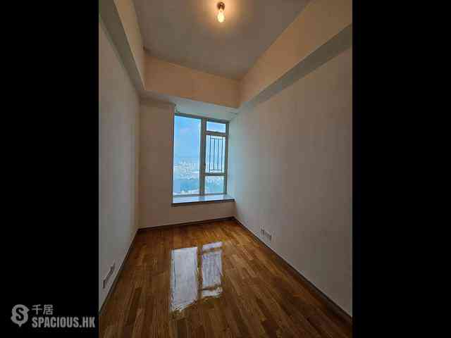 Tai Kok Tsui - Shining Heights 12