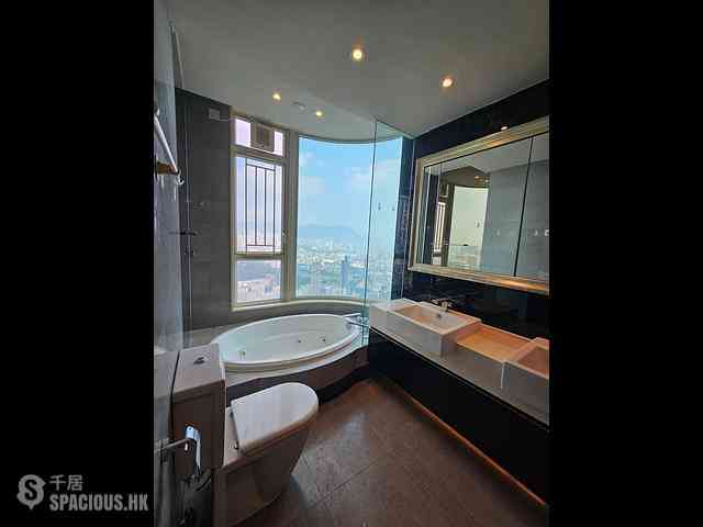 Tai Kok Tsui - Shining Heights 01