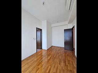 Tai Kok Tsui - Shining Heights 18
