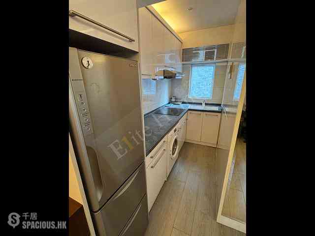 Mid Levels Central - Jadestone Court 02
