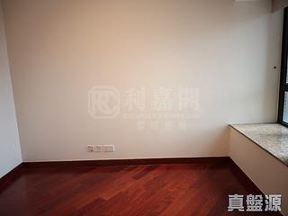 West Kowloon - The Arch Moon Tower (Block 2A) 02