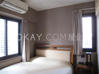 Wan Chai - Wai Cheong Building 09