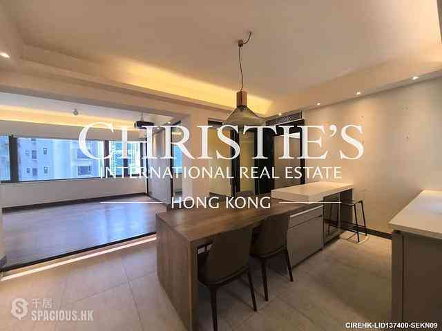 Mid Levels Central - Chenyu Court 01