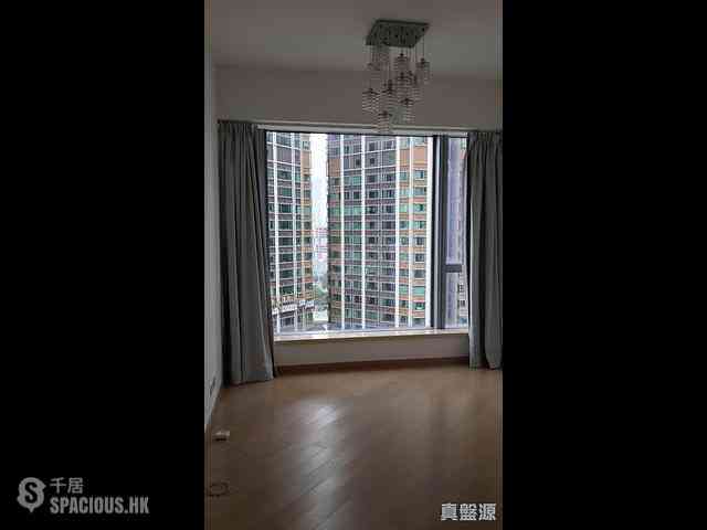 West Kowloon - The Cullinan (Tower 21 Zone 5 Star Sky) 01