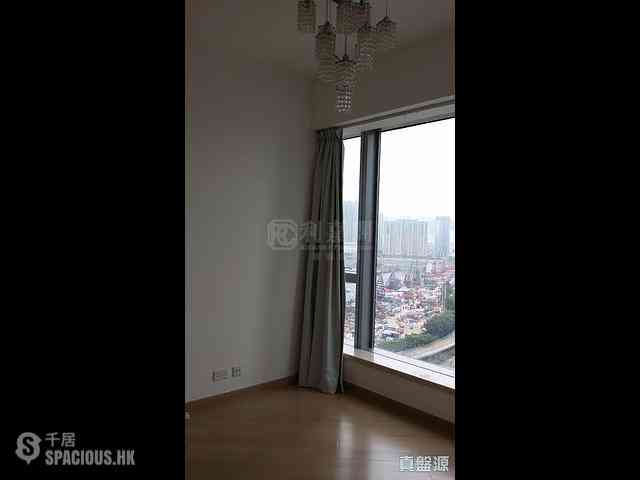 West Kowloon - The Cullinan (Tower 21 Zone 5 Star Sky) 02