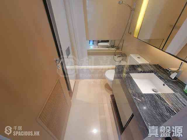 West Kowloon - The Cullinan (Tower 21 Zone 5 Star Sky) 08