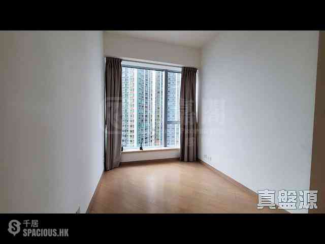 West Kowloon - The Cullinan (Tower 21 Zone 5 Star Sky) 01
