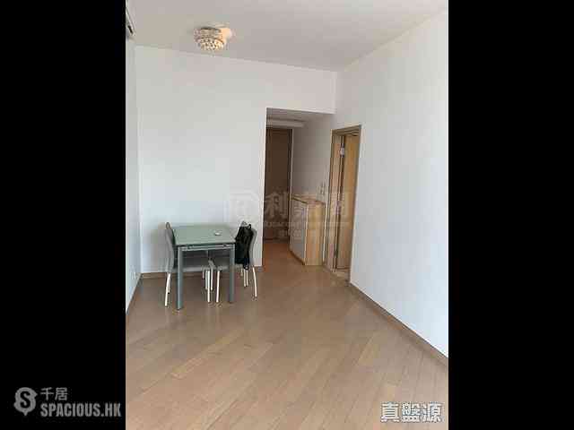 West Kowloon - The Cullinan (Tower 21 Zone 5 Star Sky) 02