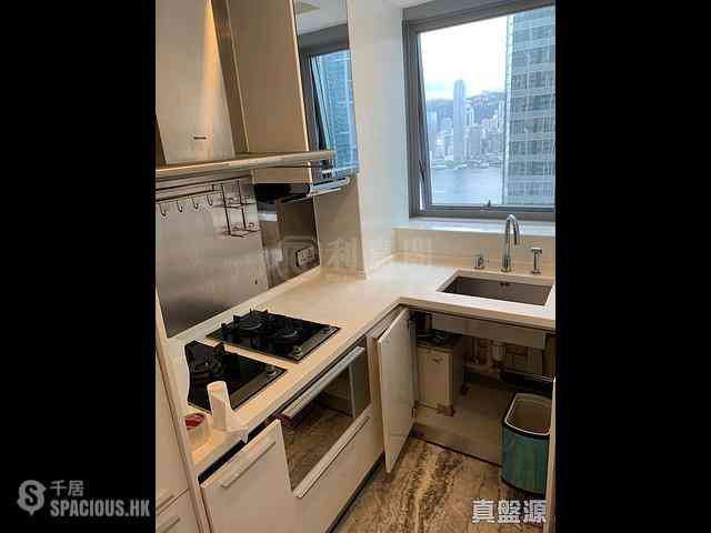 West Kowloon - The Cullinan (Tower 21 Zone 5 Star Sky) 05