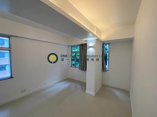 Shek Tong Tsui - Belcher Court 03