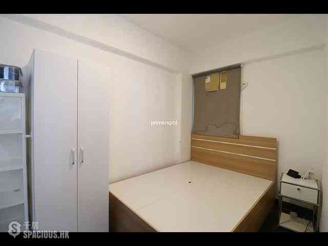 Wan Chai - On Hing Mansion 02