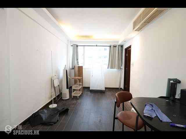 Wan Chai - On Hing Mansion 03