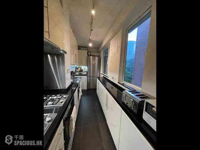 Mid Levels Central - 38C, Kennedy Road 12