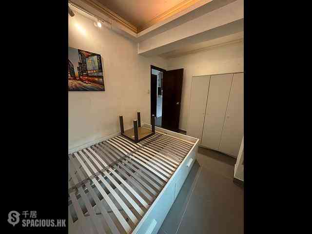 Tsim Sha Tsui - Lok Fun Mansion 04