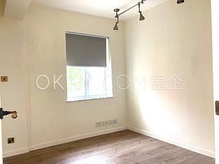 Chung Hom Kok - Villa Piubello 07