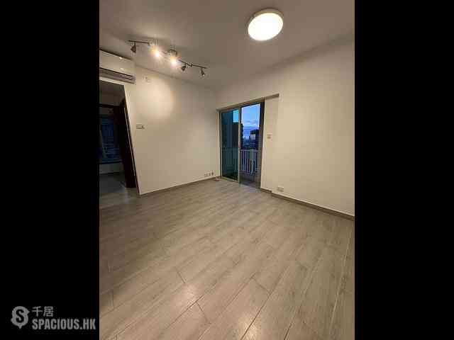 Quarry Bay - Royal Terrace 02