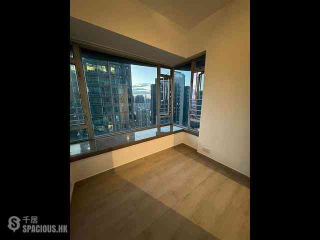 Quarry Bay - Royal Terrace 04