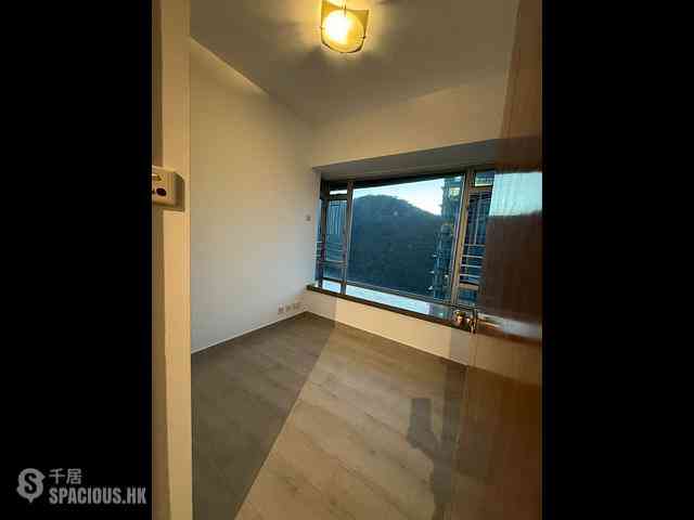 Quarry Bay - Royal Terrace 05