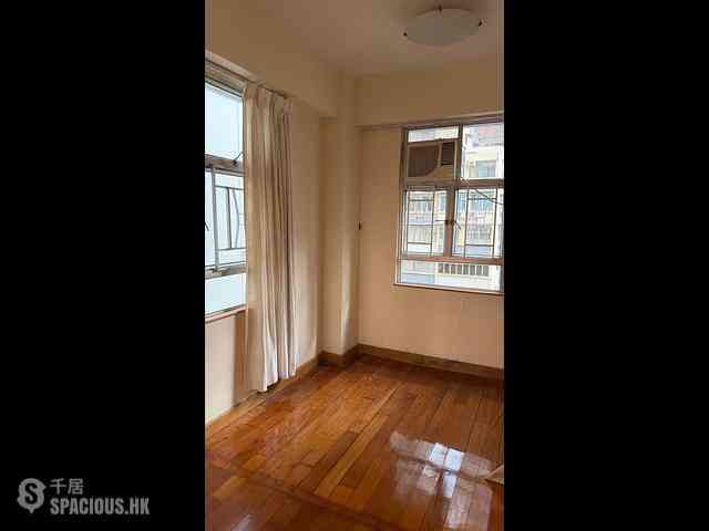 Wan Chai - Eastman Court 01