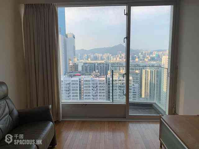Quarry Bay - The Orchards Block 2 01