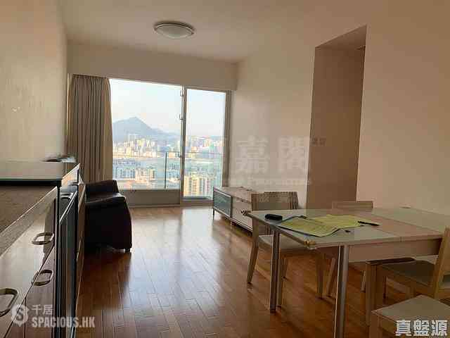 Quarry Bay - The Orchards Block 2 05