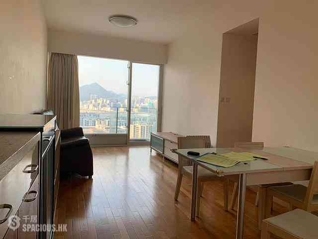 Quarry Bay - The Orchards Block 2 06