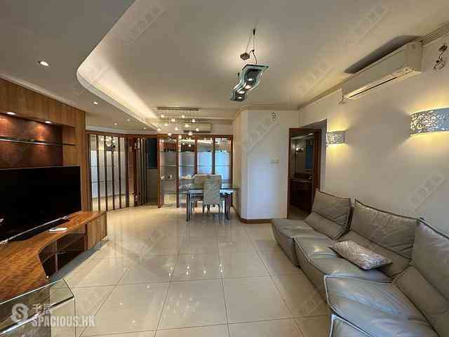 West Kowloon - The Waterfront Phase 1 Block 1 01