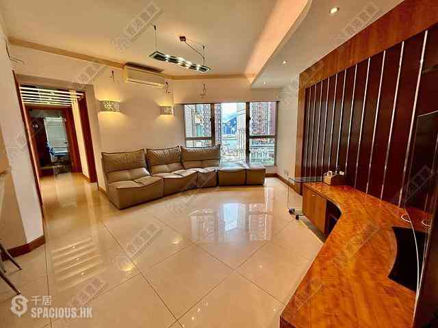 West Kowloon - The Waterfront Phase 1 Block 1 02