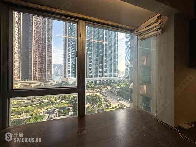 West Kowloon - The Waterfront Phase 1 Block 1 15