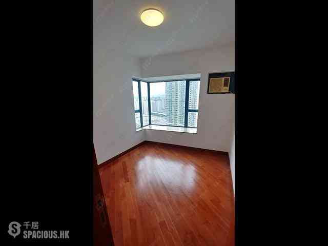 Tai Kok Tsui - The Long Beach Tower 3 03