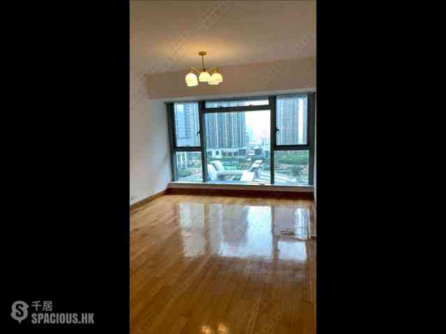 West Kowloon - The Harbourside Block 3 01