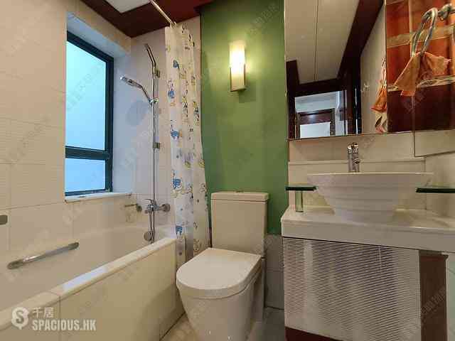 Tai Kok Tsui - The Long Beach Tower 3 03