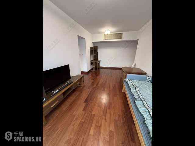West Kowloon - The Harbourside Block 2 03