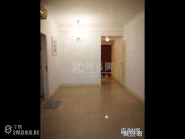 Lohas Park - Lohas Park Phase 1 The Capitol Tower 3 02