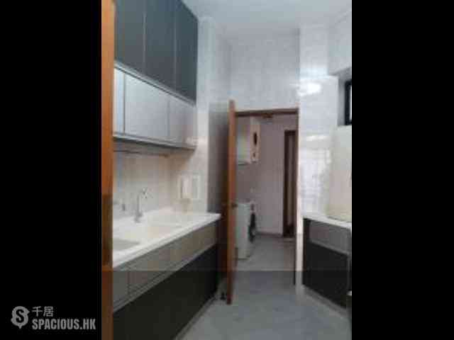 Jardines Lookout - Cavendish Heights Block 4 02