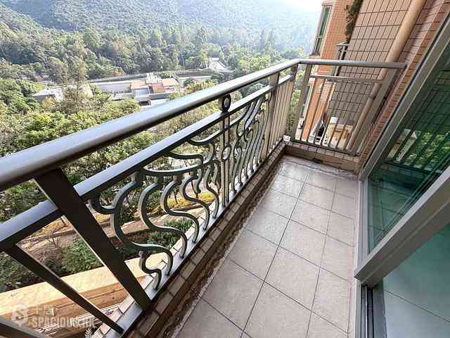 Tung Chung - Caribbean Coast Phase 4 Crystal Cove 01