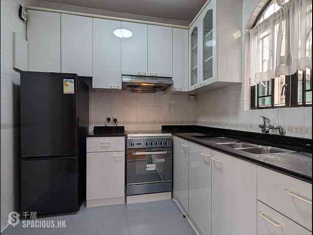 Stubbs Road - Well View Villa 05