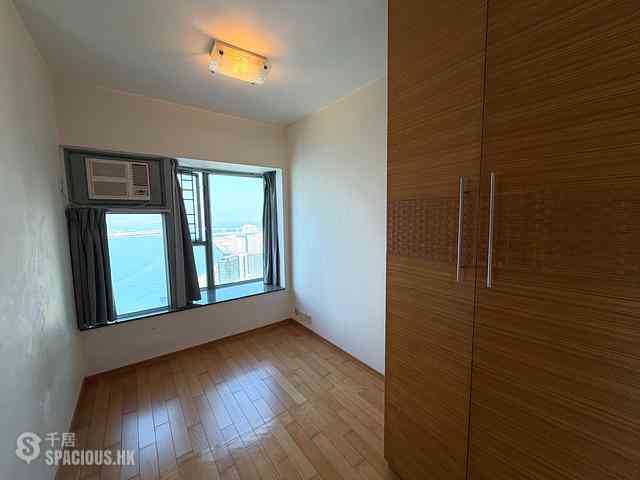 Tung Chung - Seaview Crescent Block 3 03
