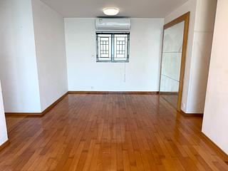 Tung Chung - Seaview Crescent Block 3 11