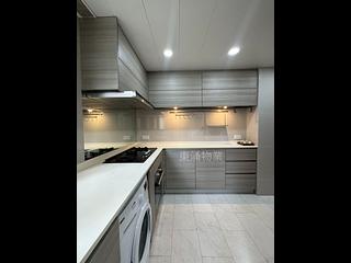 Tung Chung - The Visionary Tower 9 03