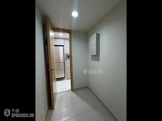 Tung Chung - The Visionary Tower 9 04