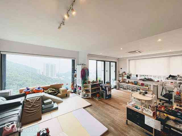 Repulse Bay - Ridge Court Block C-D 05