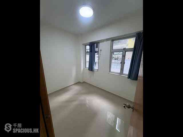 Sheung Wan - Szeto Lim Shek Mansion 01