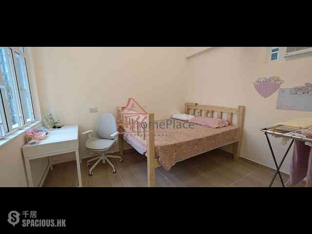 Sai Ying Pun - Hing Hon Building 05