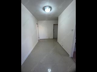 Sai Ying Pun - Yue Sun Mansion Block 2 03